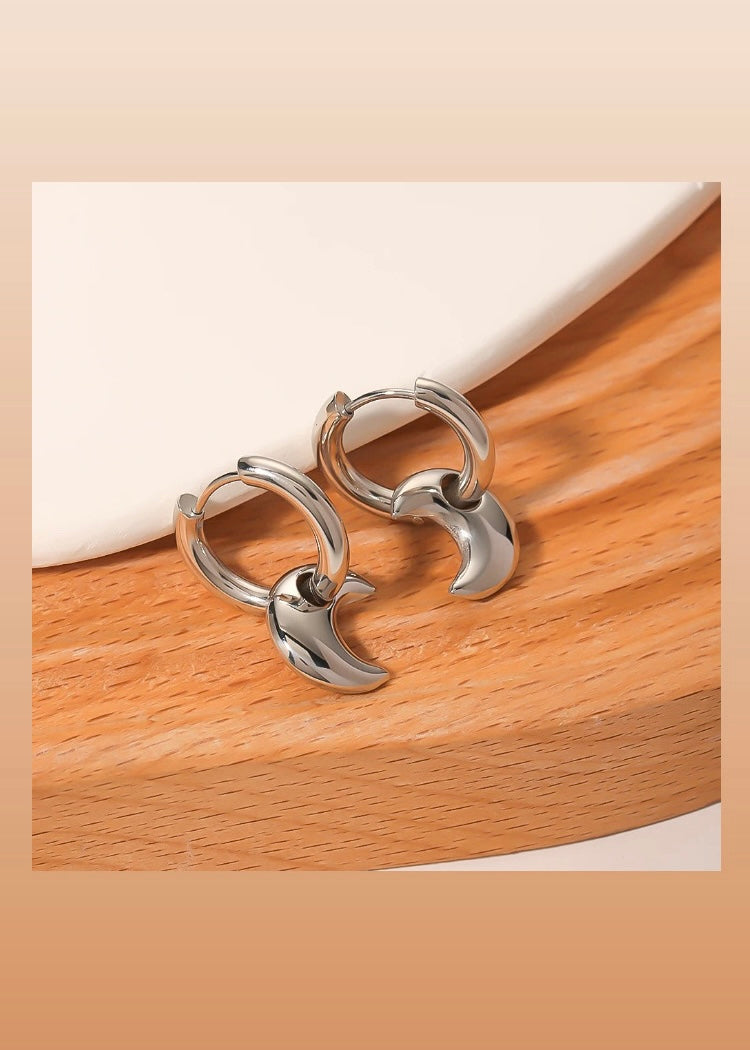 Detachable moon hoops(Silver)