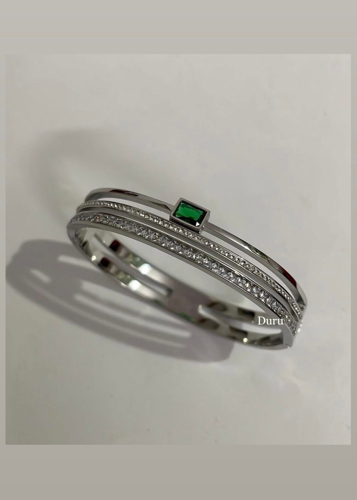 Emerald frost bracelet