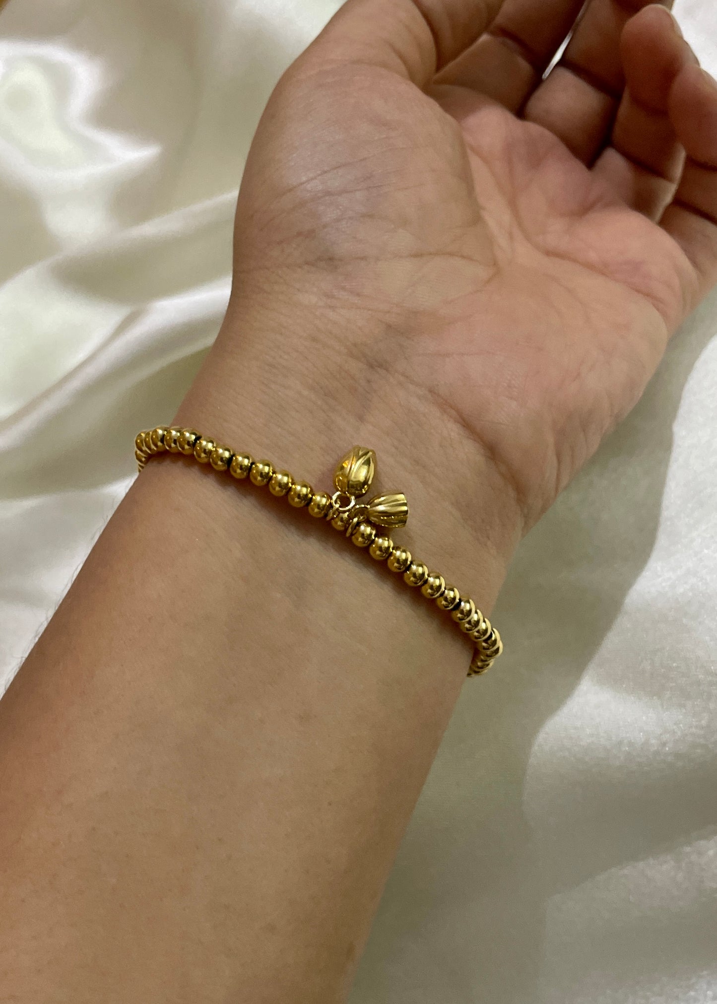Tulip gleam bracelet