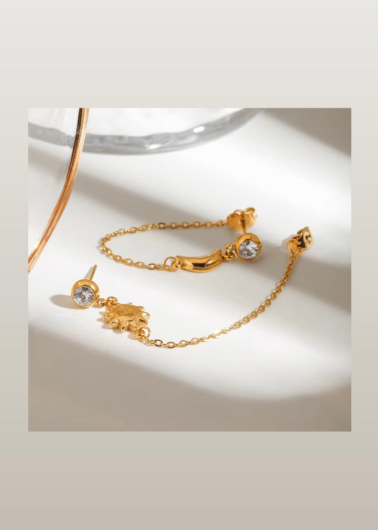 Sun-moon earrings