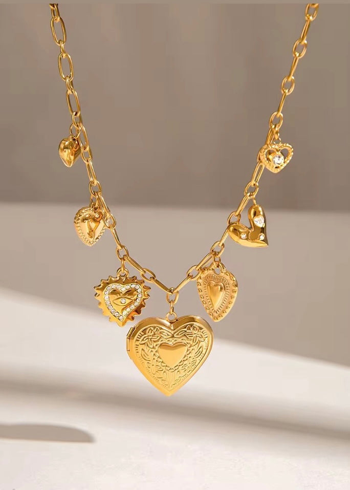 Luxe heart charms necklace