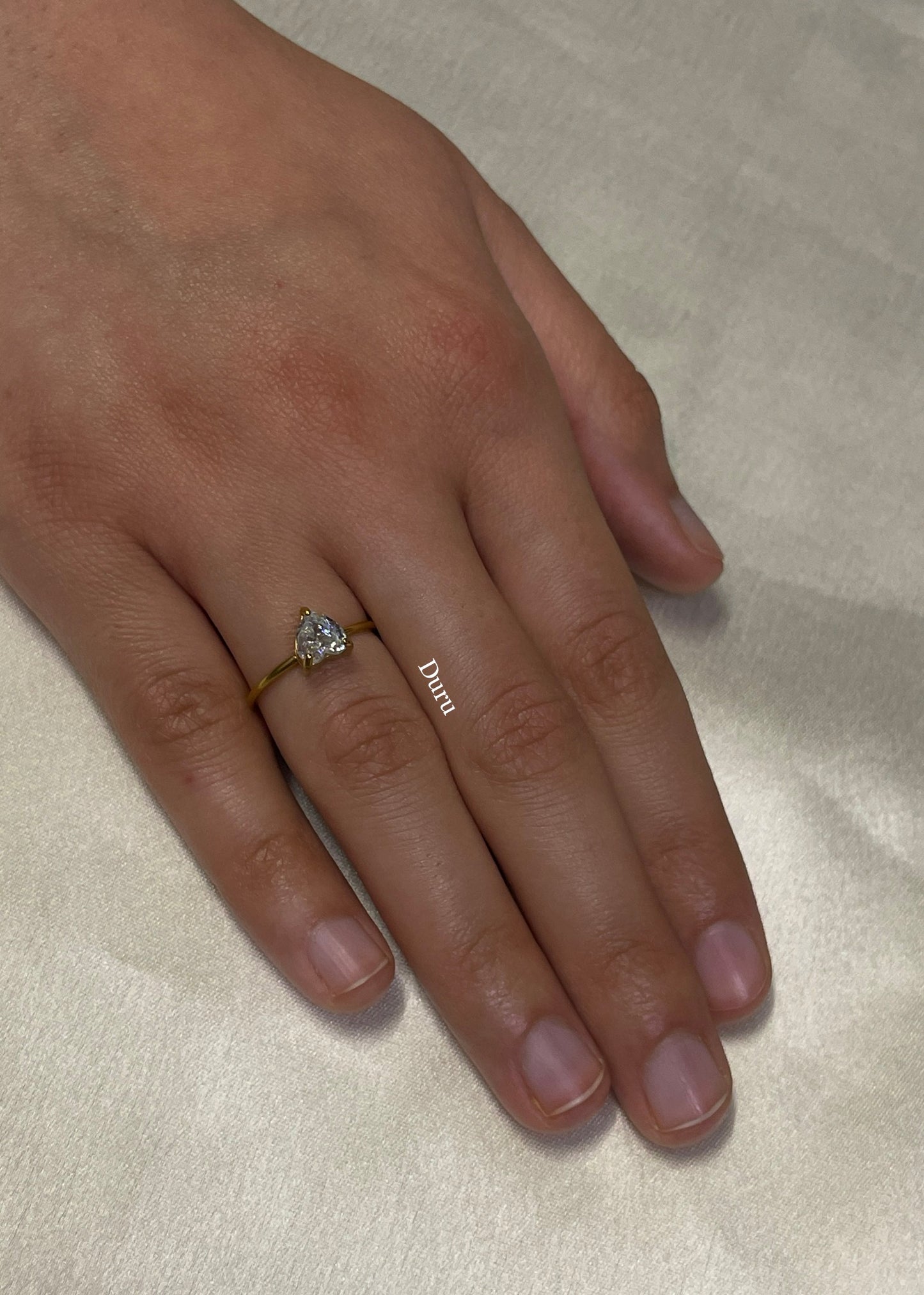Solitaire heart ring