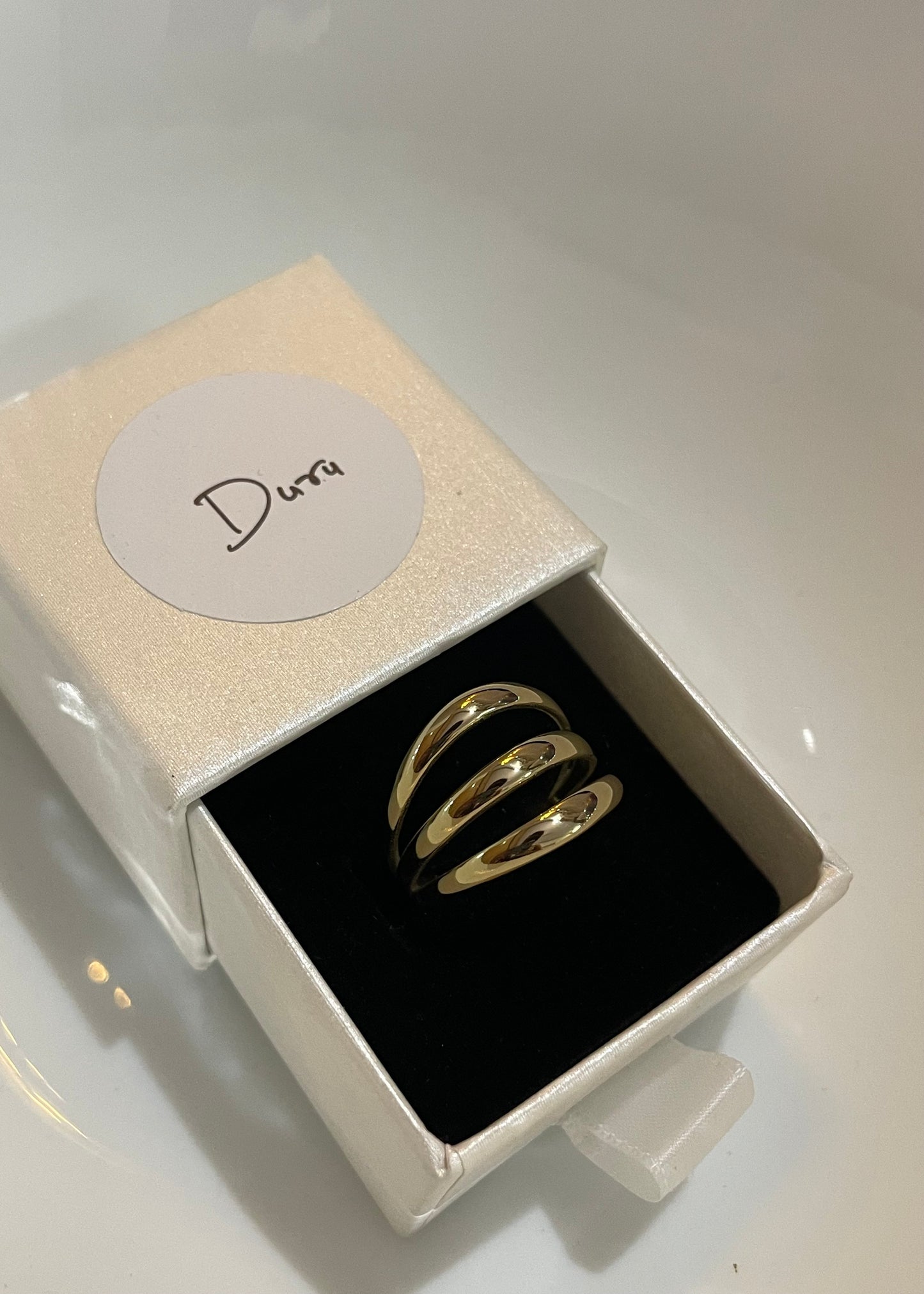 Stella ring