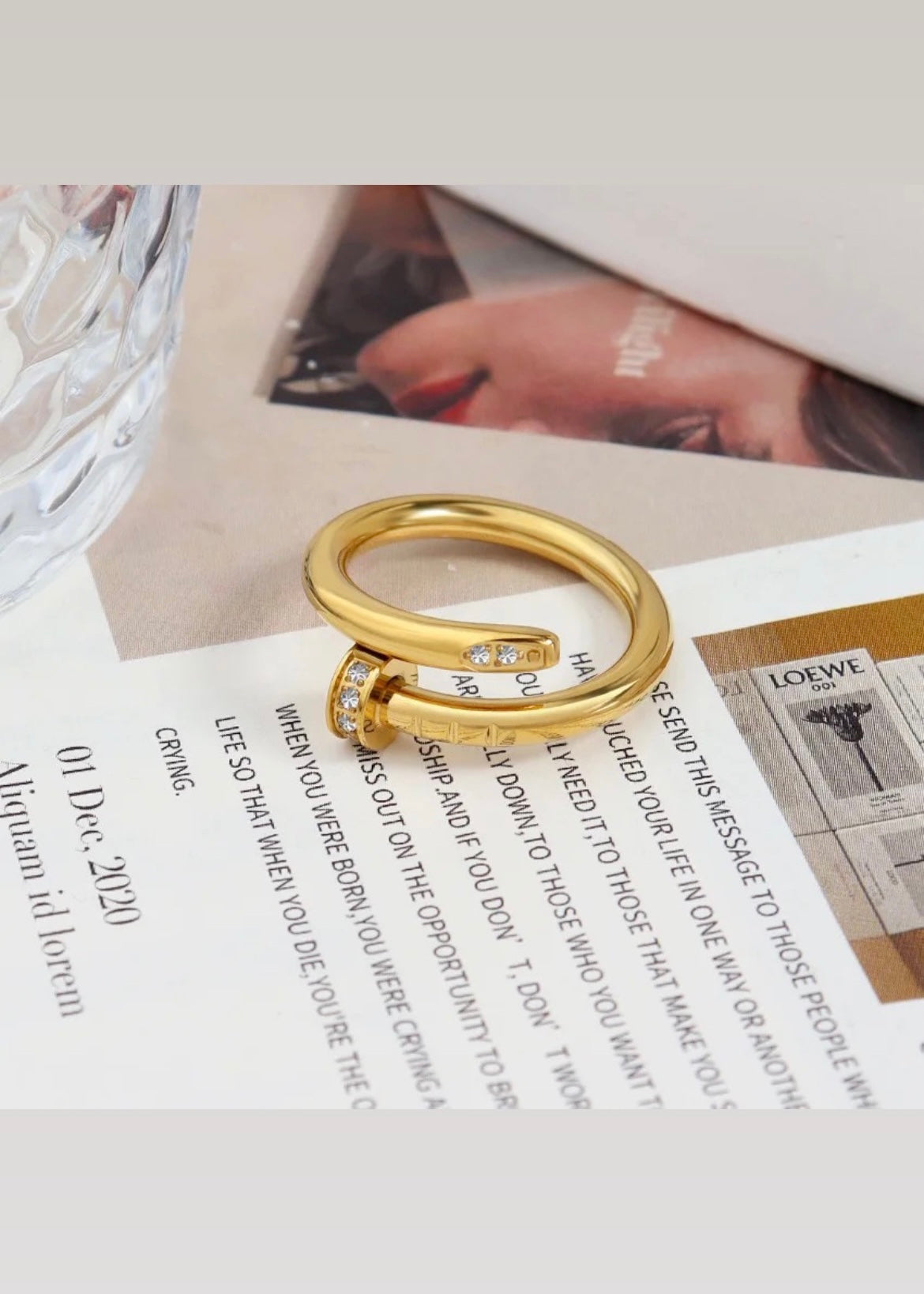 Luxe nail ring
