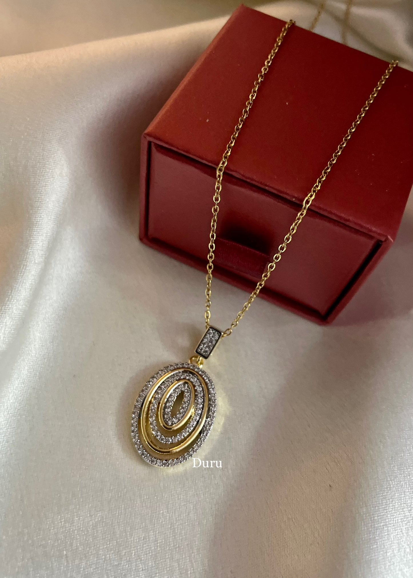 Aarna necklace