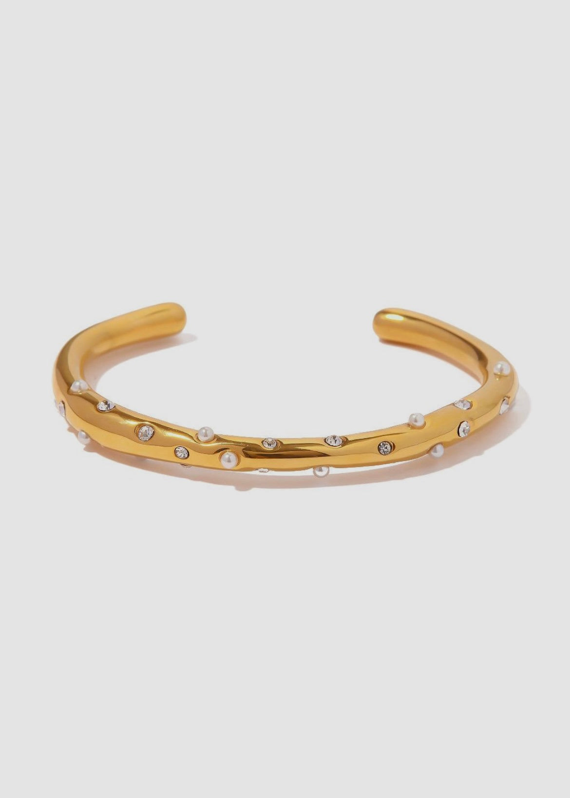 Ocean’s pearl cuff bracelet