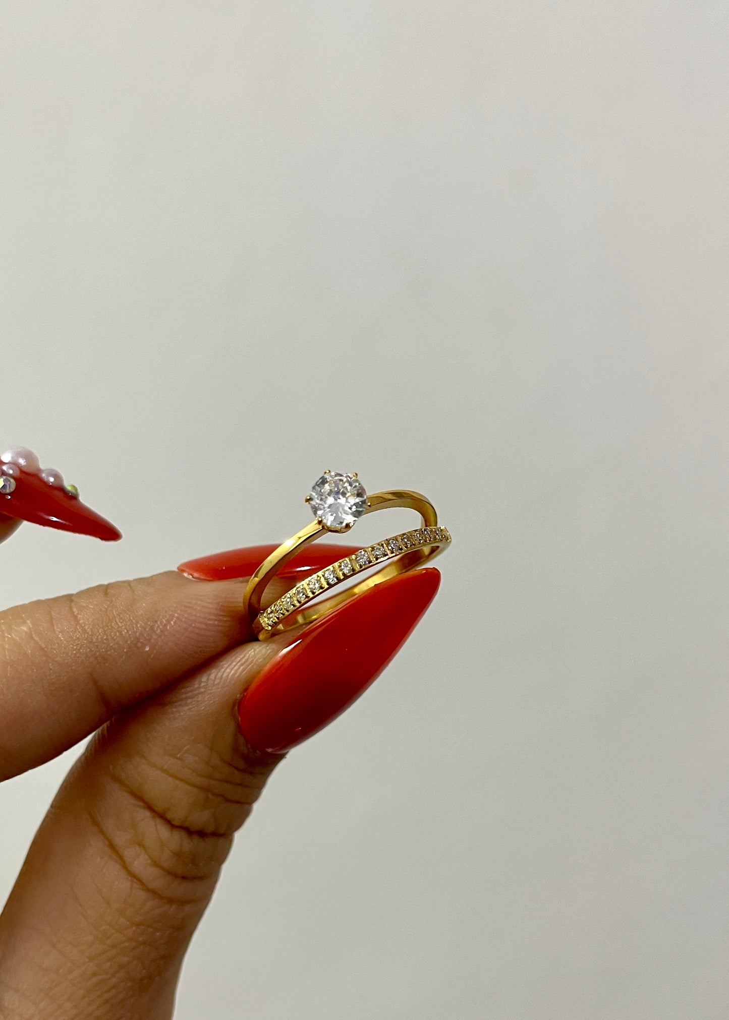 Luxe solitaire ring