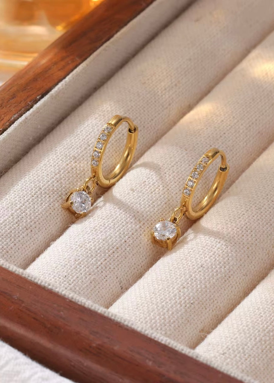 Zoya solitaire hoops