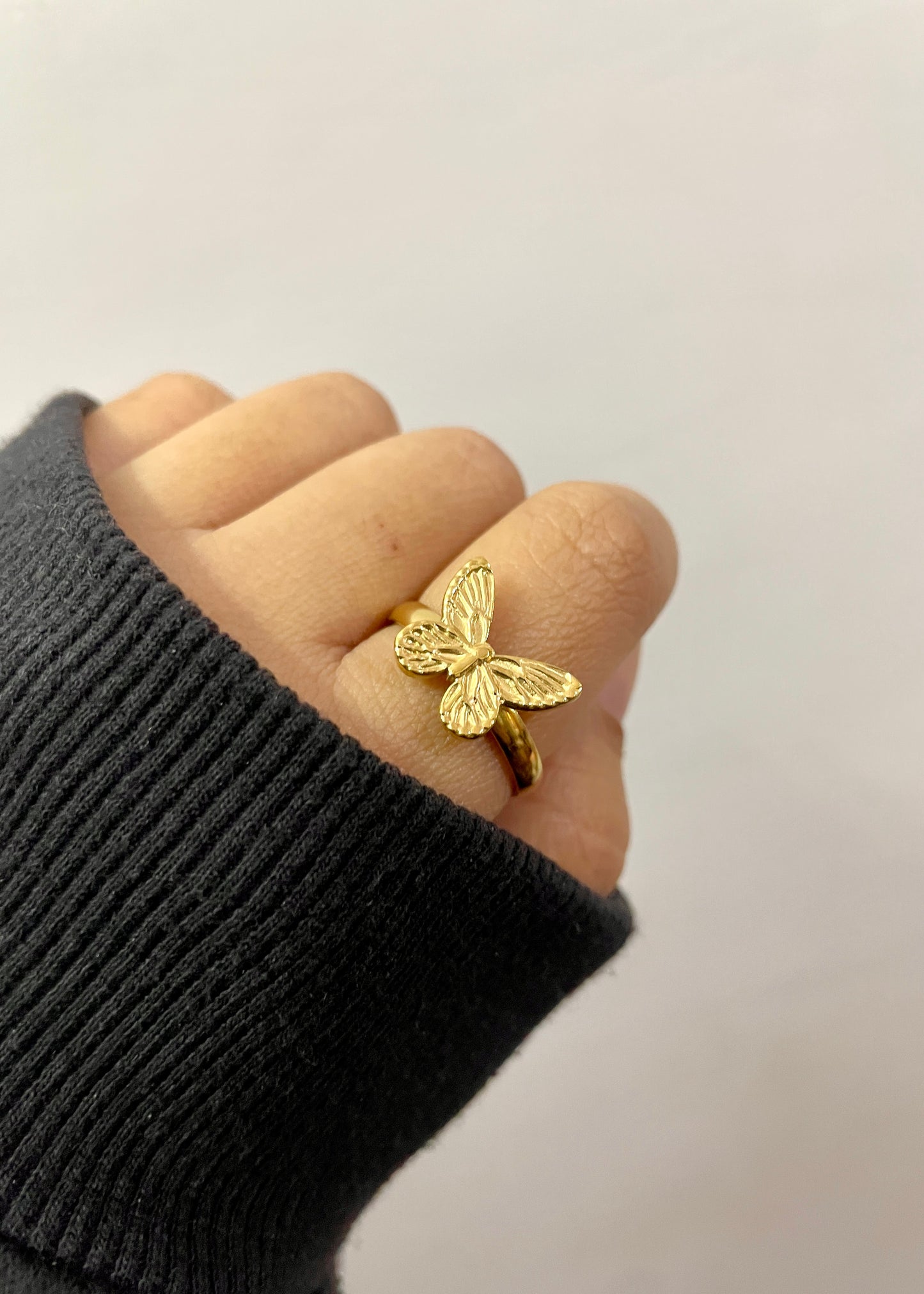 Butterfly ring