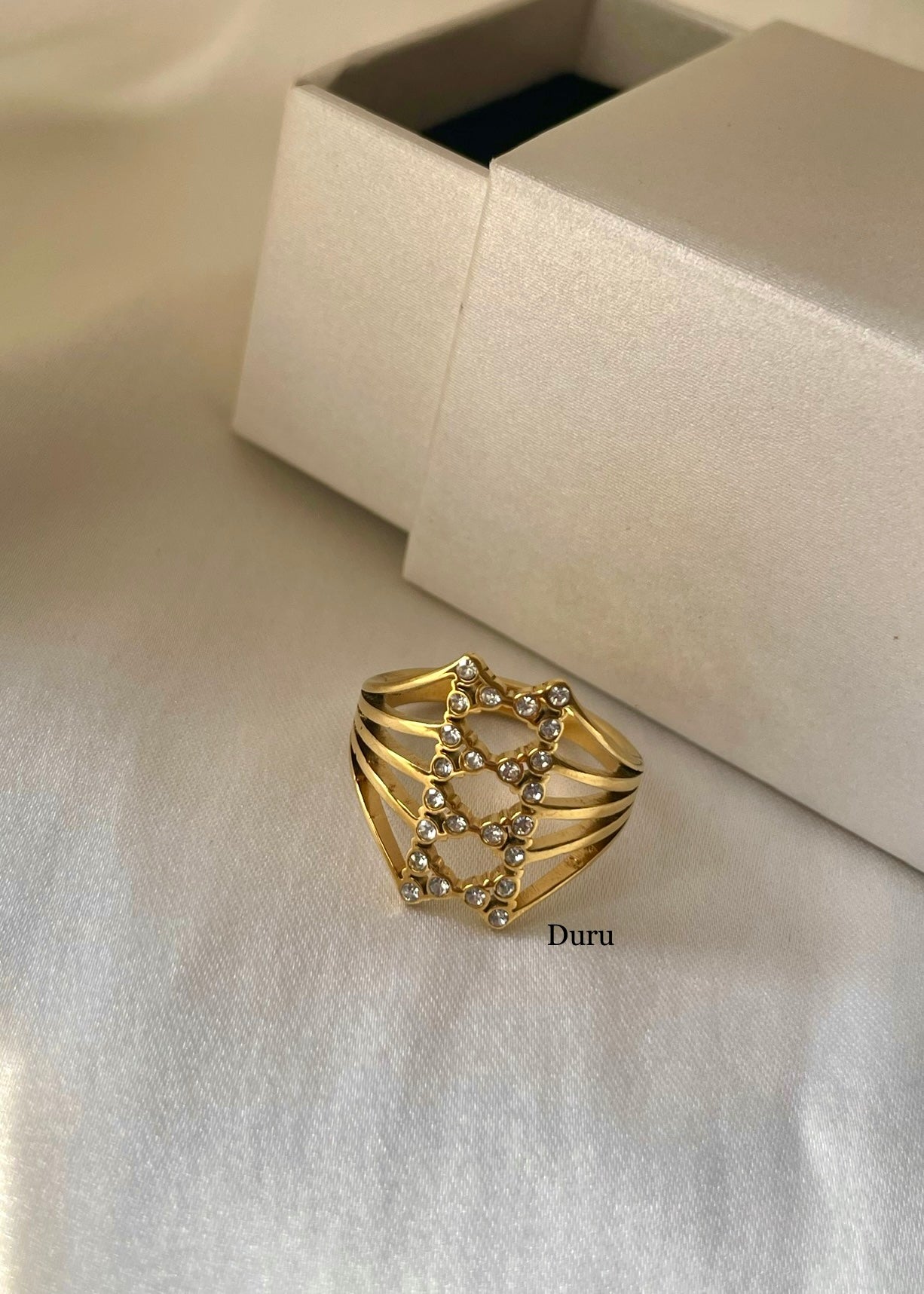 Deco ring