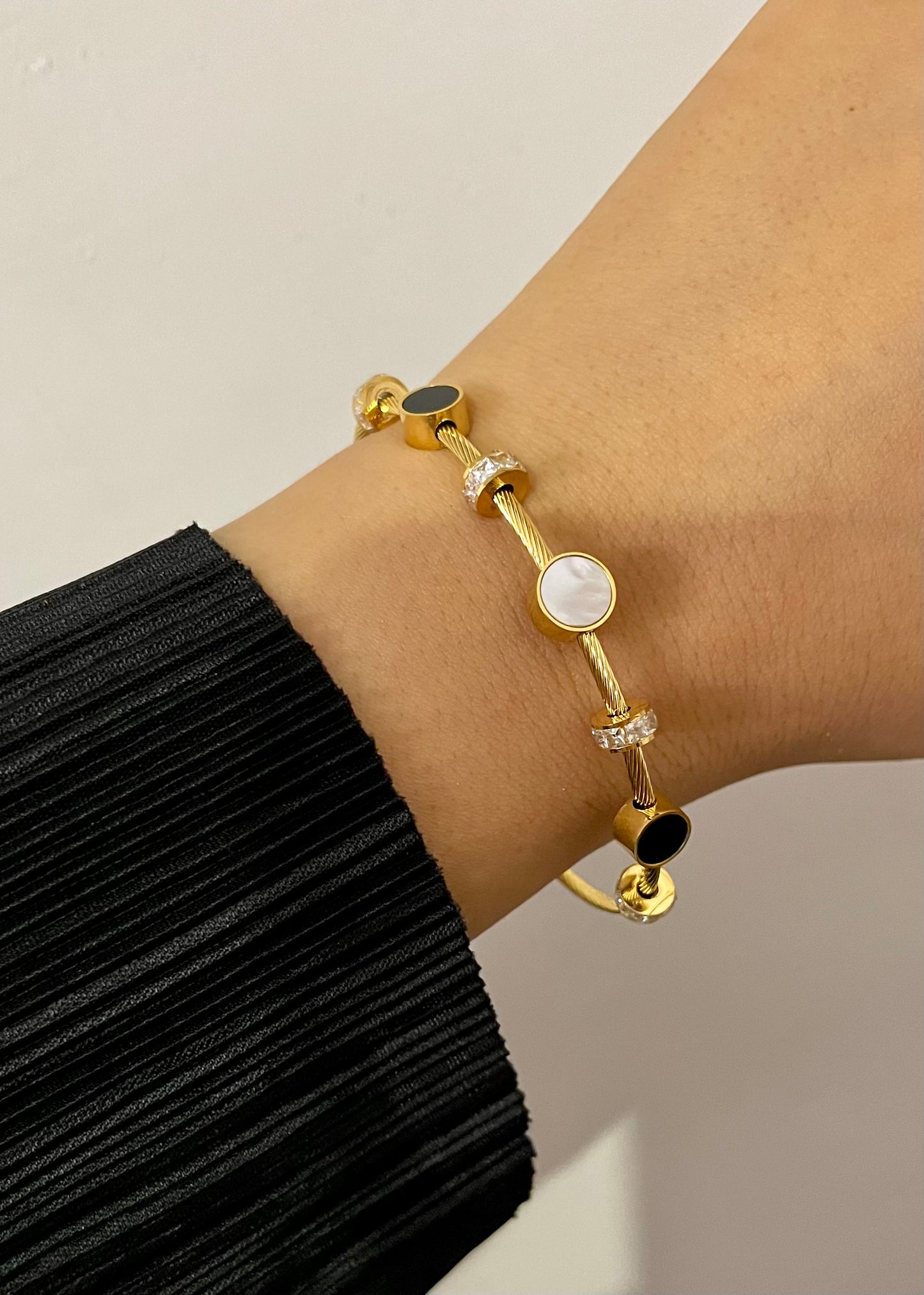 Infinite grace bracelet