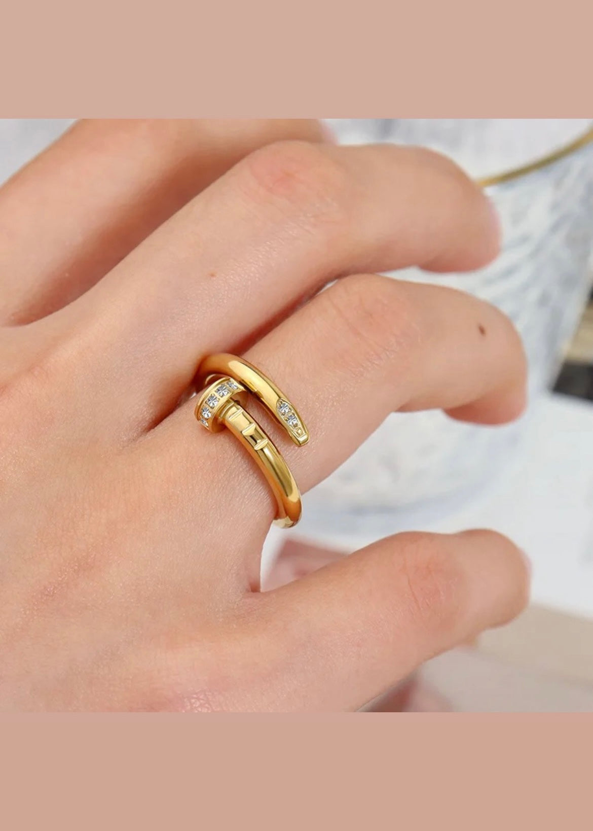 Luxe nail ring