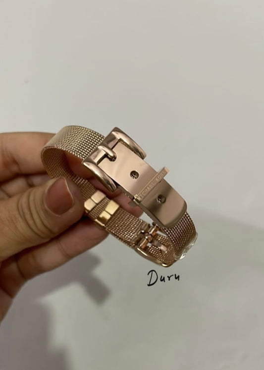 Strap saga bracelet