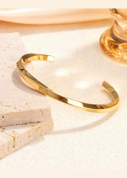 Aurum twist cuff bracelet