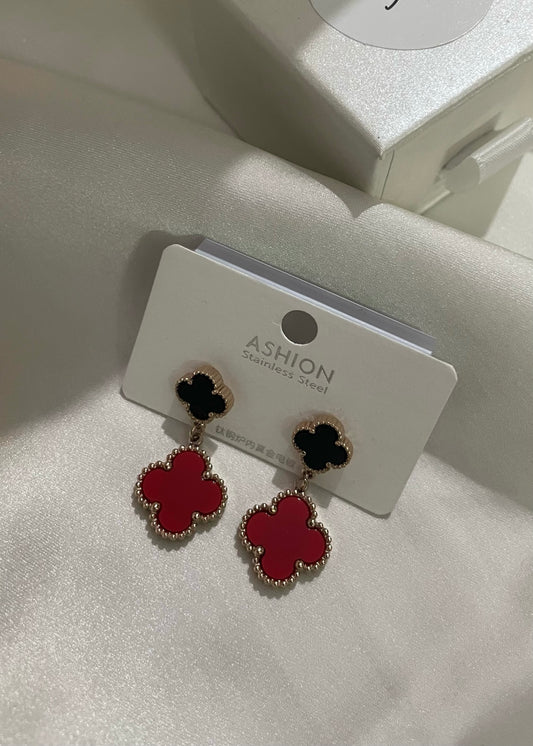 Red-black clover earrings
