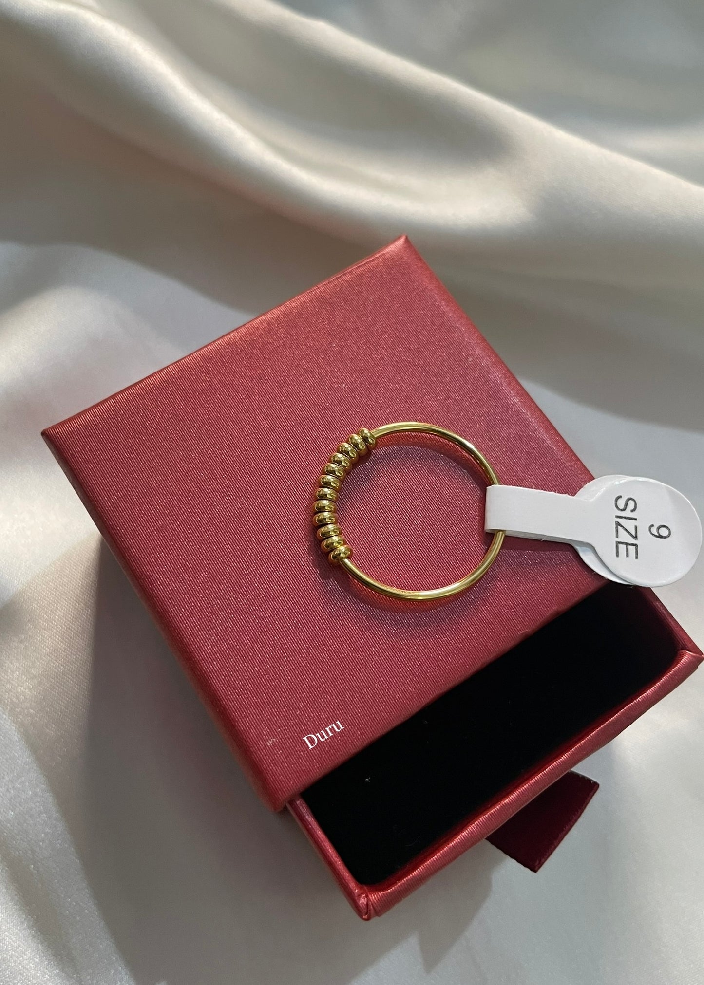 Nina ring