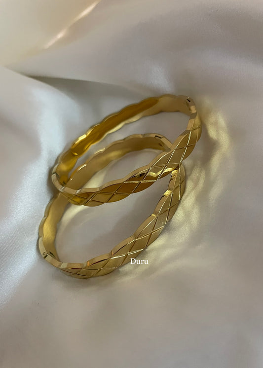 Levi bracelet