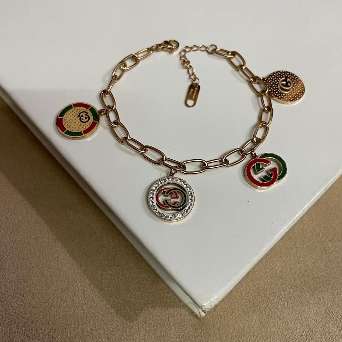 G charms bracelet