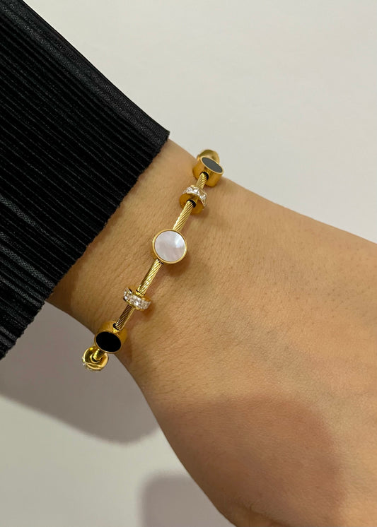Infinite grace bracelet