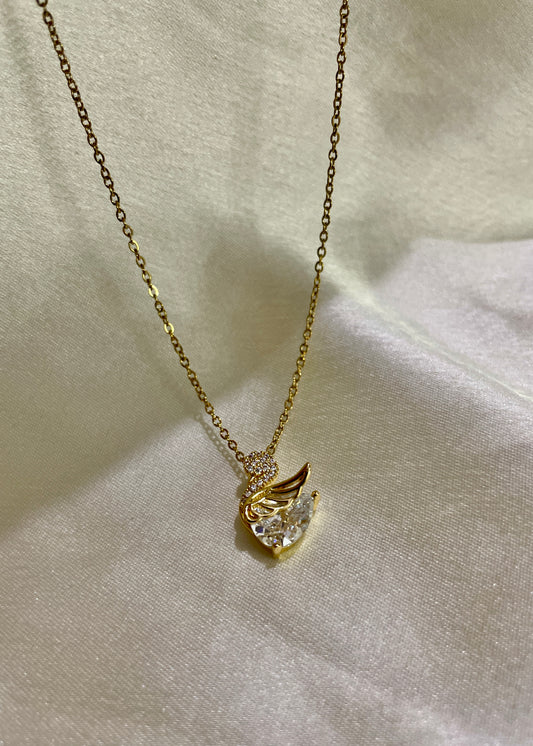 Solitaire swan necklace