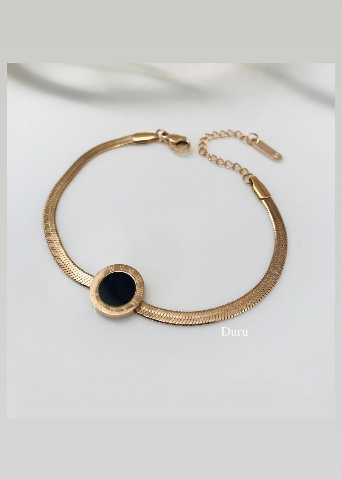 Snake chain roman bracelet