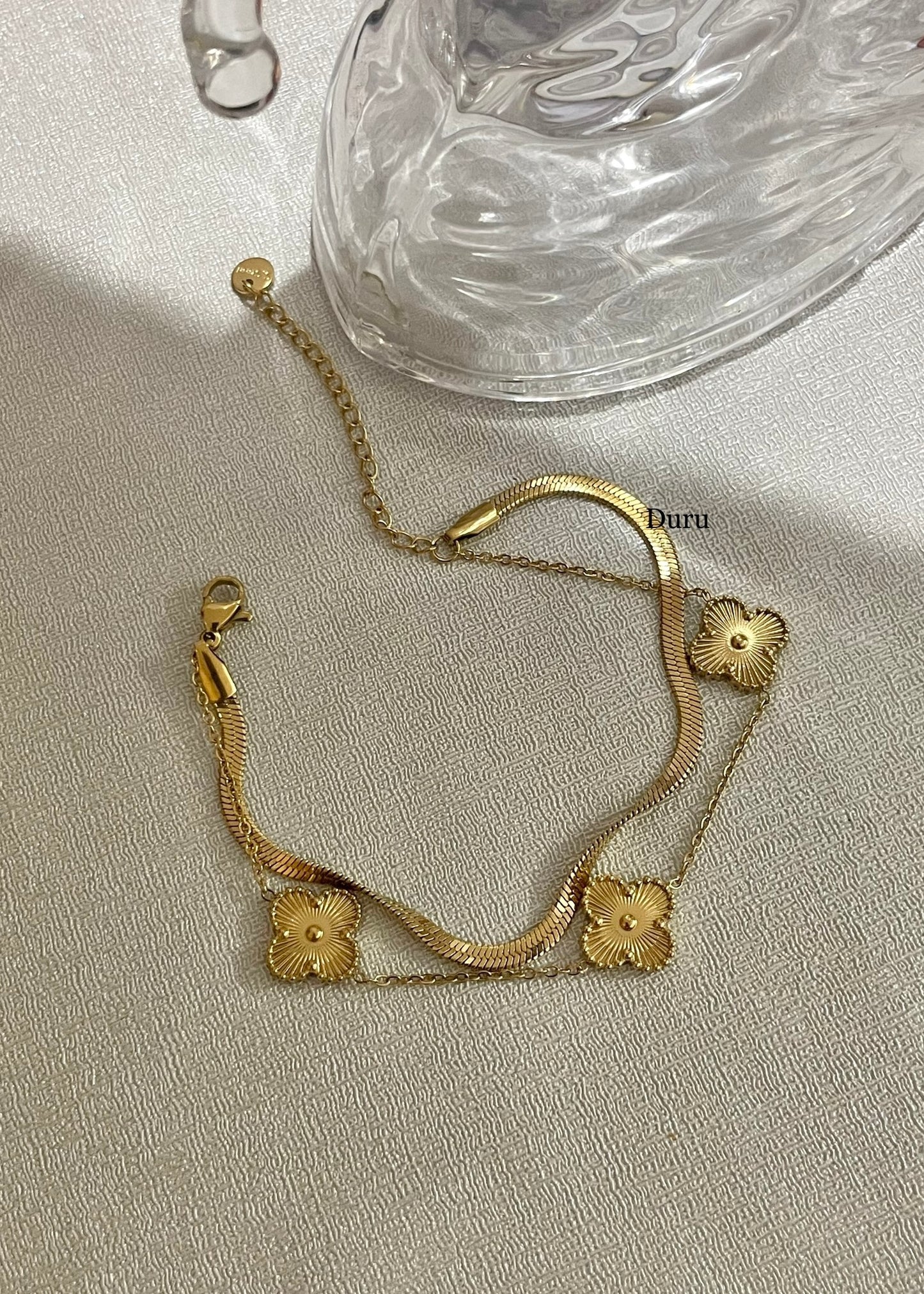 Double layer clover bracelet