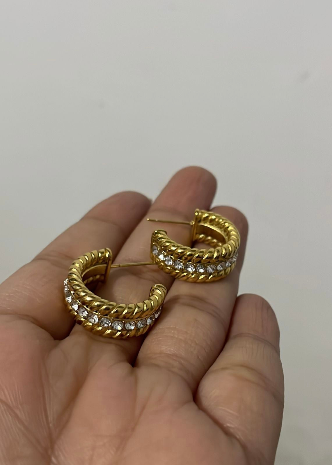 Blingy round hoops