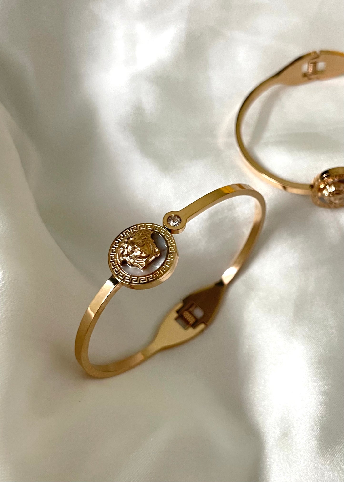 Medusa bracelet