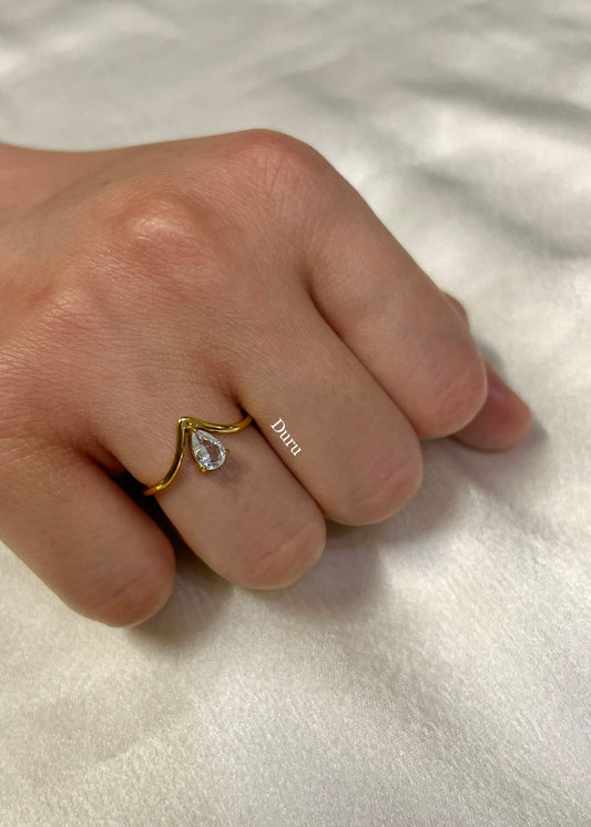 Solitaire drop ring