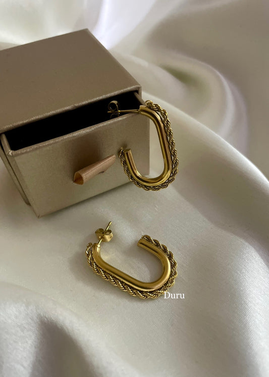 Zara hoops