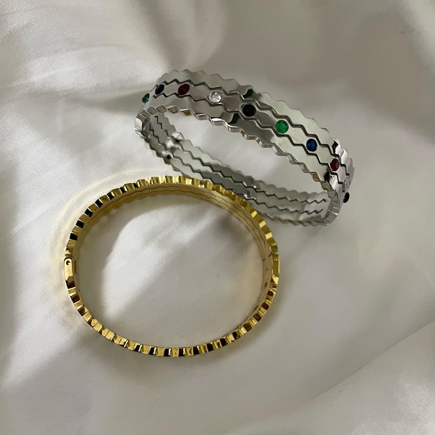 Multicolour stones lace bracelet(Gold)