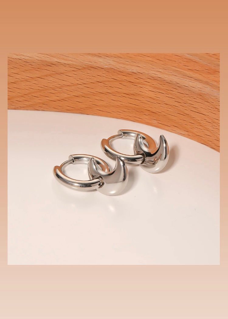 Detachable moon hoops(Silver)