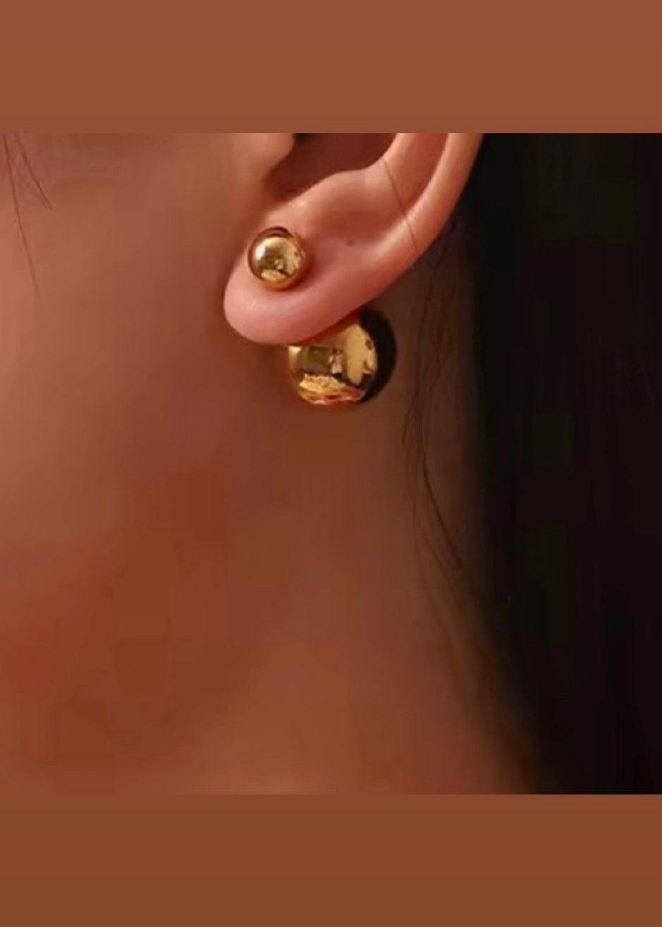 Golden ball earrings