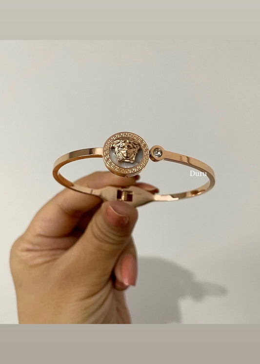 Medusa bracelet