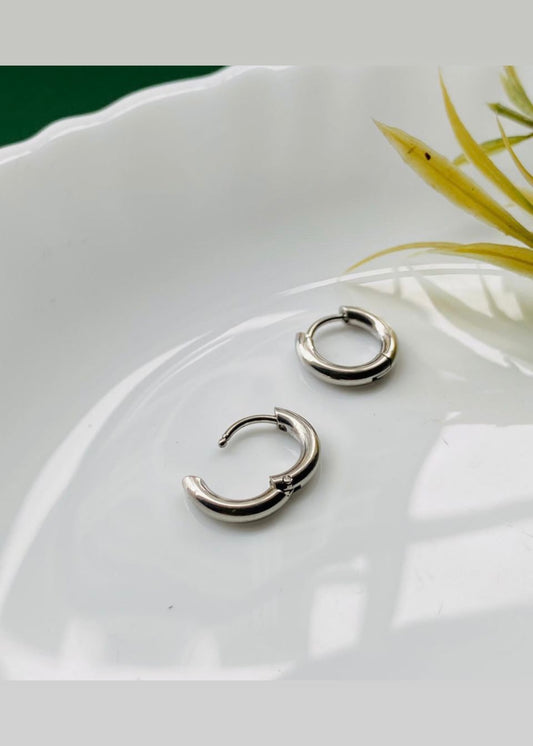 Mini silver hoops