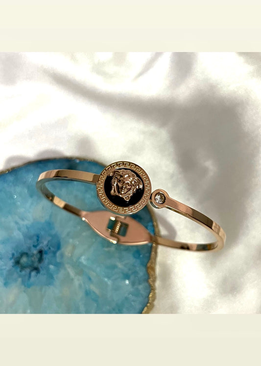 Medusa glow bracelet