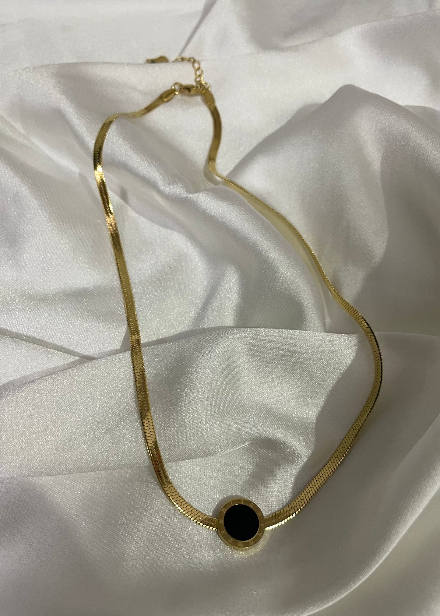 Roman snake necklace