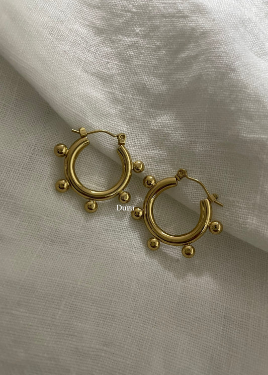 Bubbly hoops