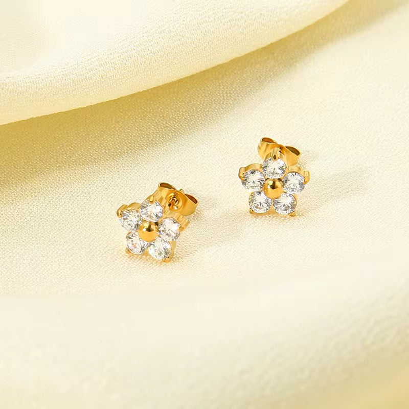 Bloom studs
