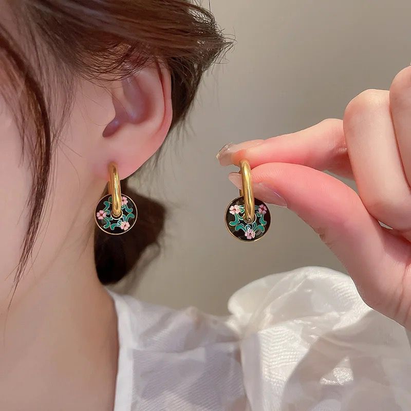 Flora enamel hoops