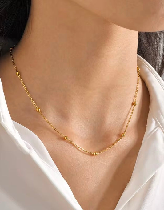 Ball neckchain