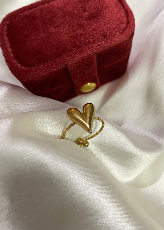 Heart ring