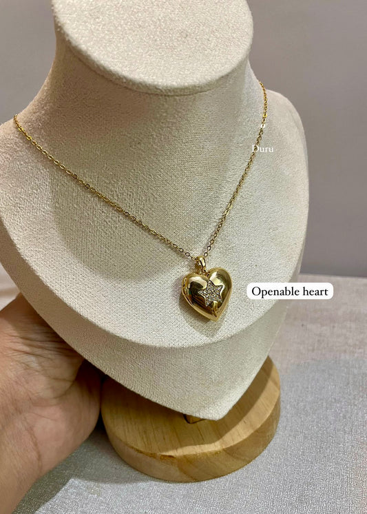 Openable heart necklace