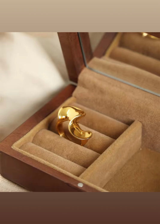Frill ring