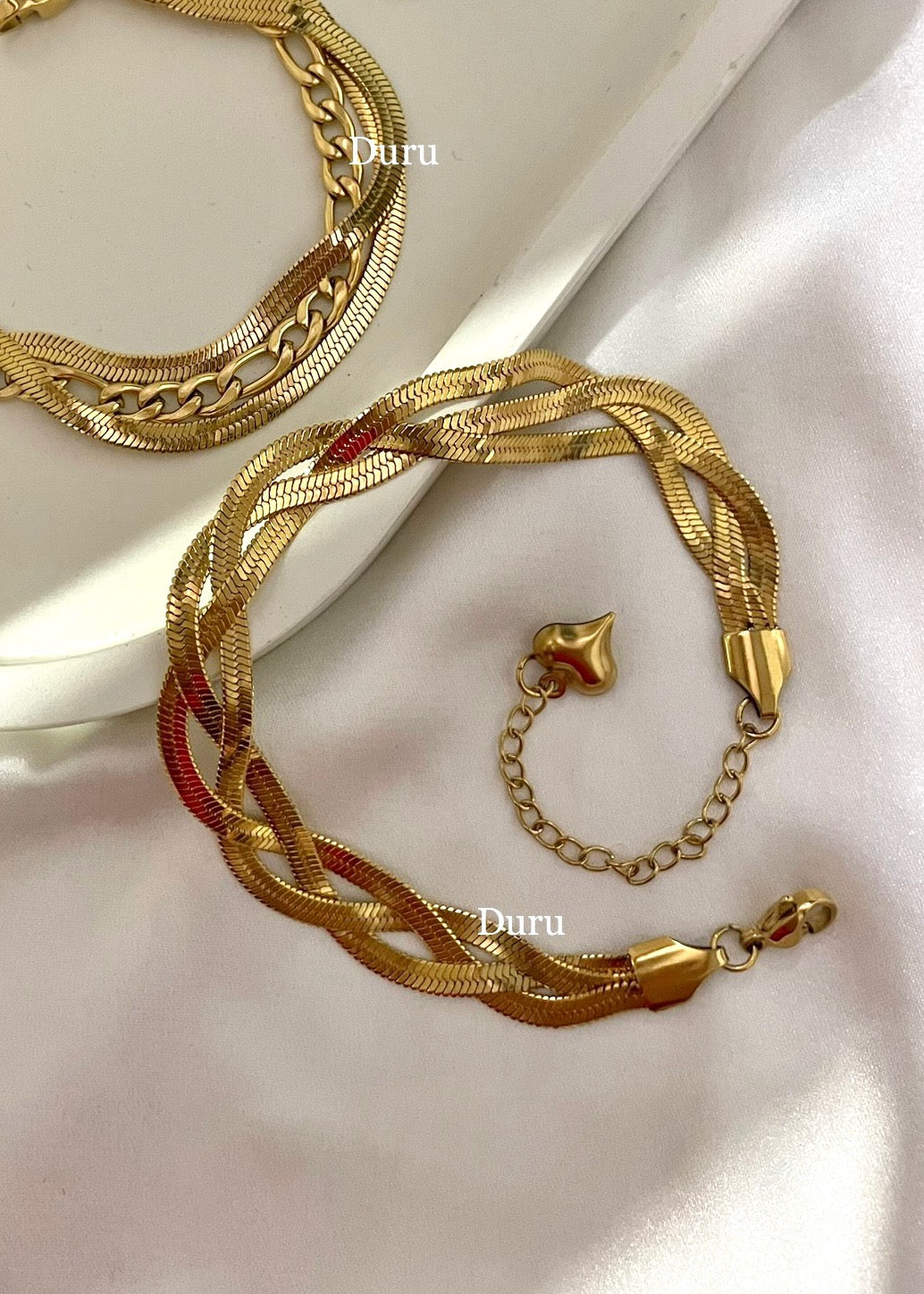 Interweave chain bracelet