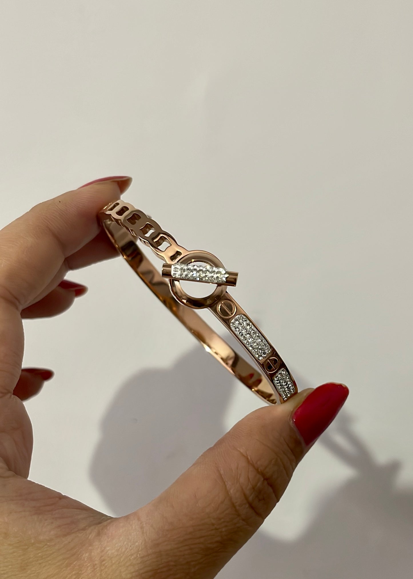 Embrace bracelet