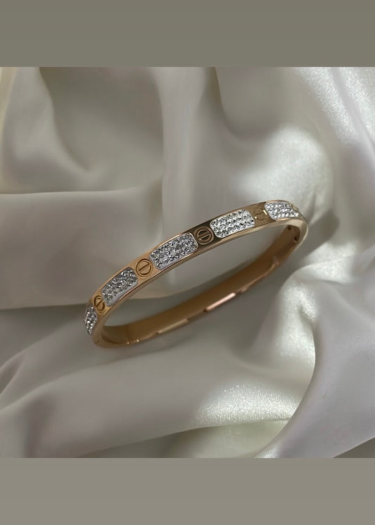 Desire bracelet