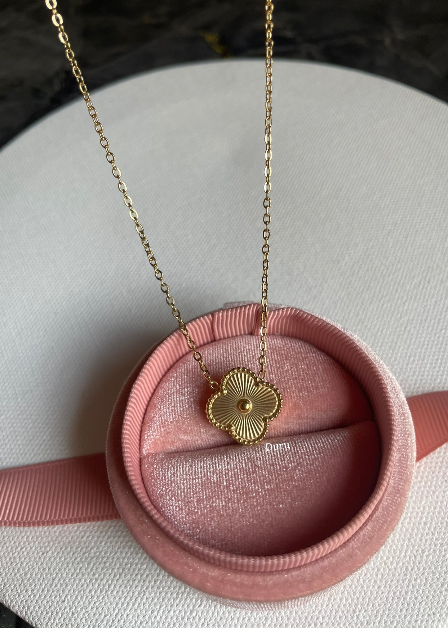 Clover necklace