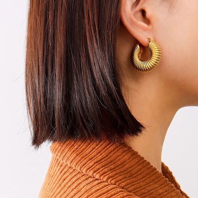 Retro luxe hoops