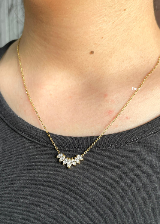 Eterna necklace